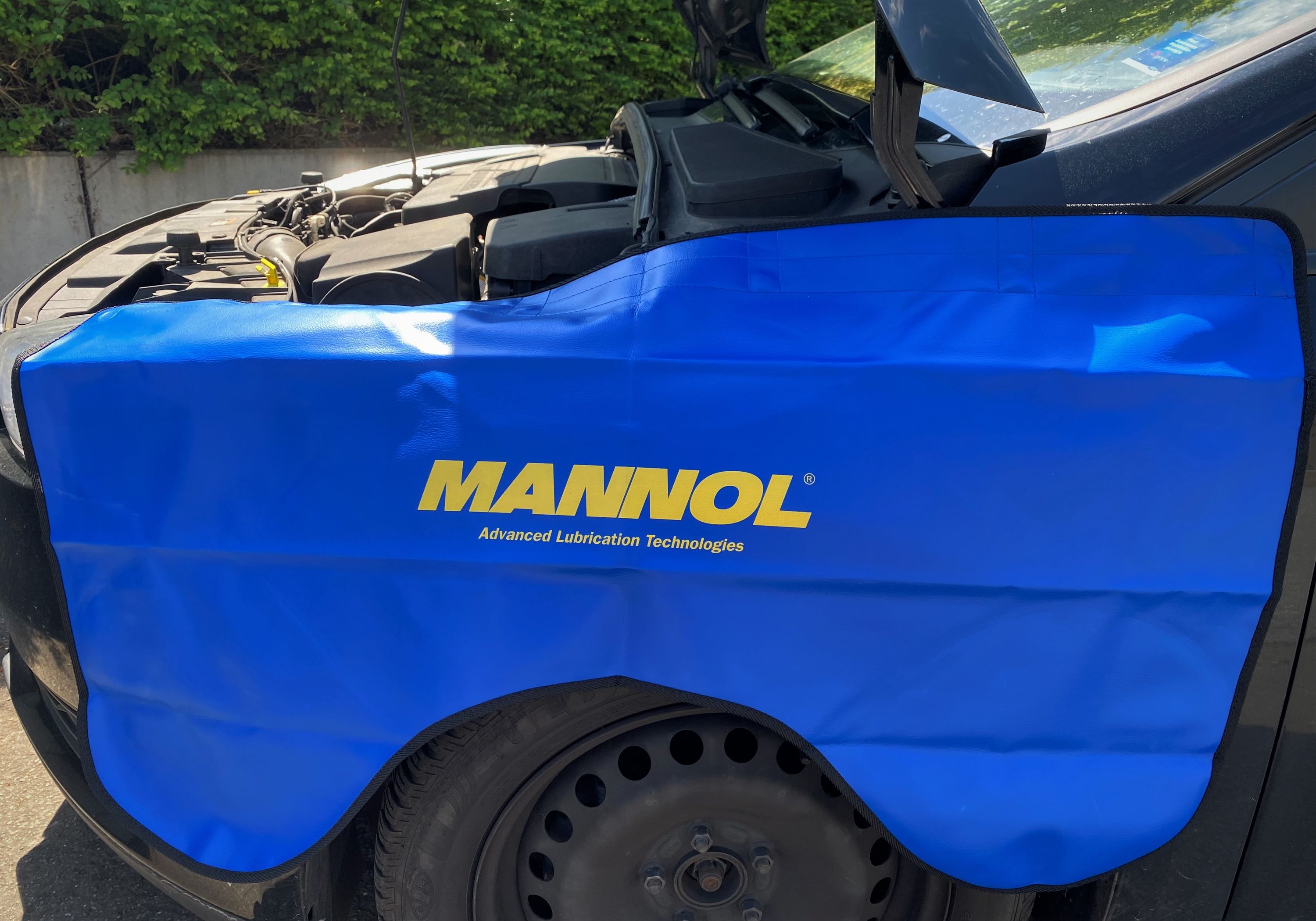 MANNOL Kotflügelschoner Werkstattschoner magnetisch Karosserieschutzmatte